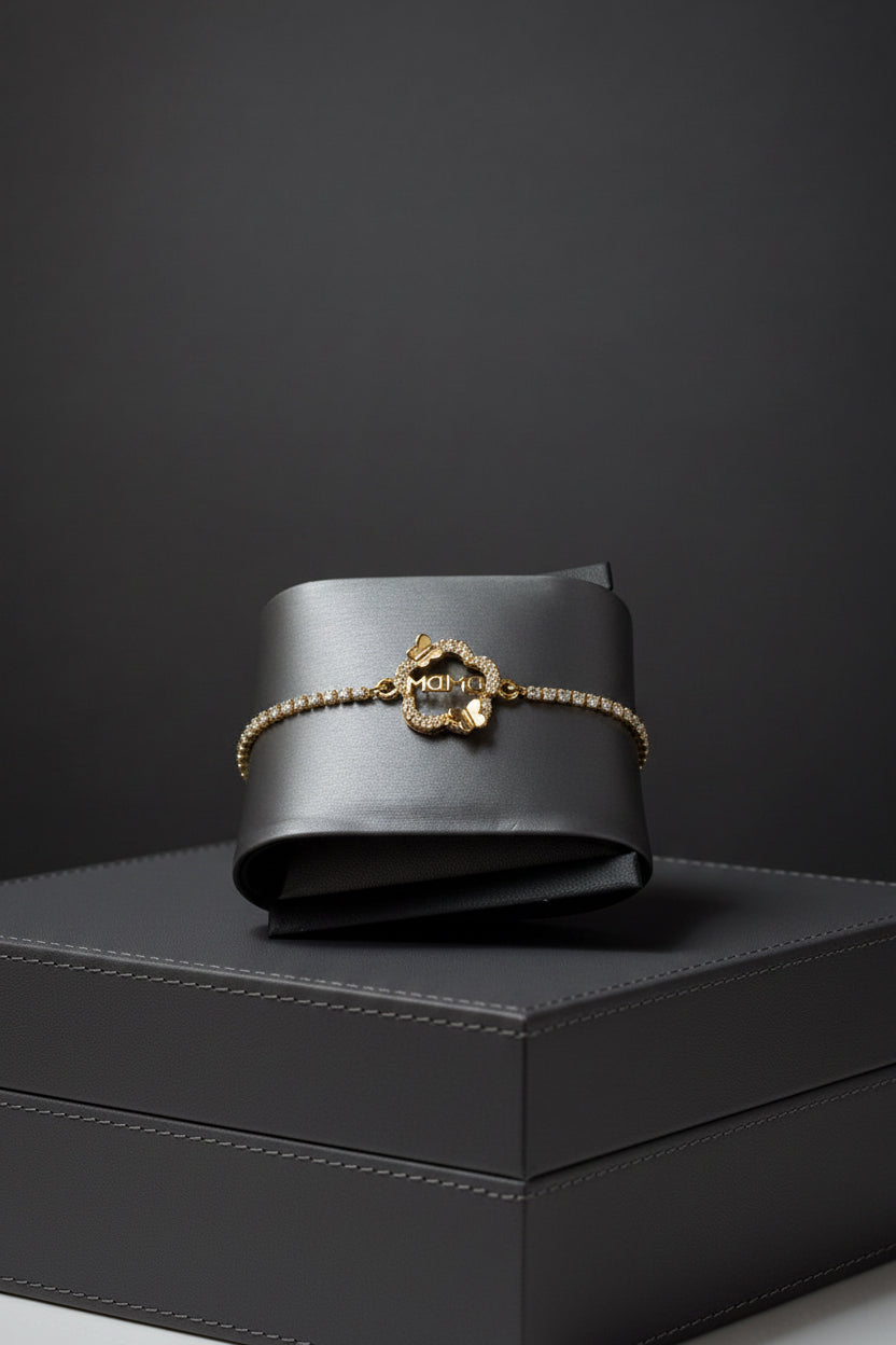 Pulsera Dorada “Mama” con Mariposas y Piedras – Ajustable