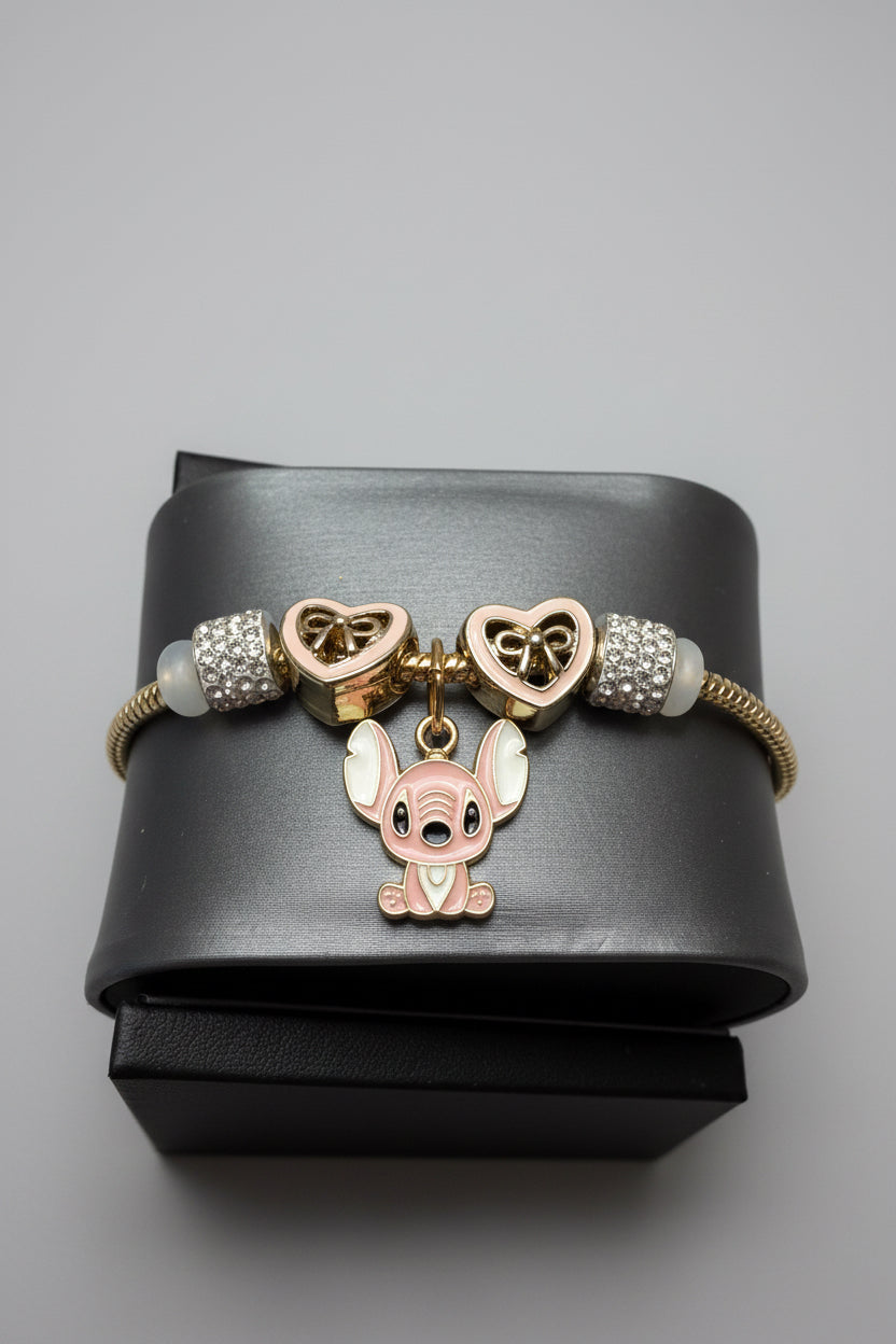 Pulsera Laminada Dorada de Stitch Rosa con Charms y Cristales