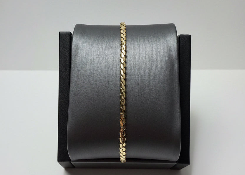 Pulsera Cubana Delgada de Oro Laminado – 7”