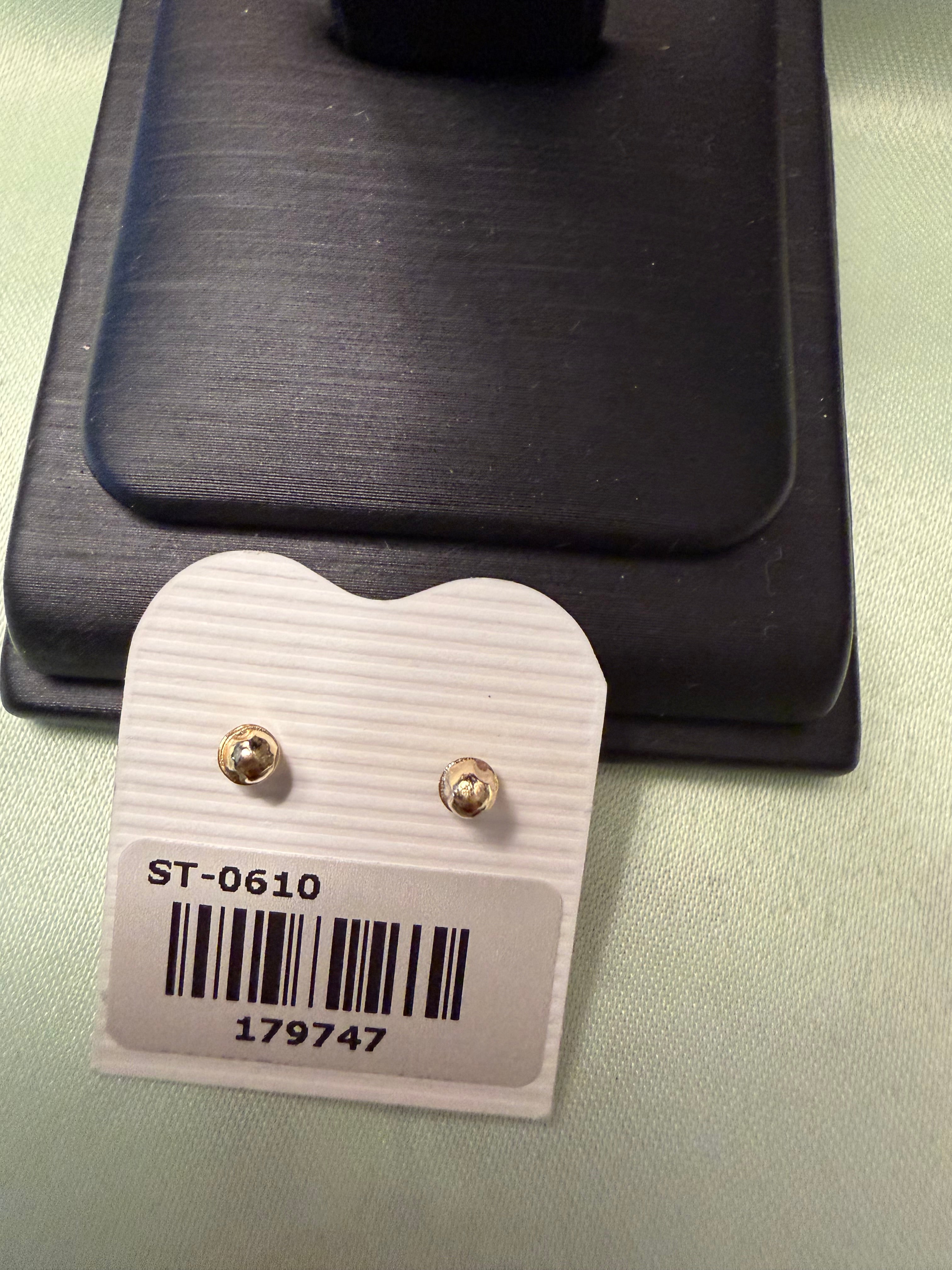 Aretes Huggie